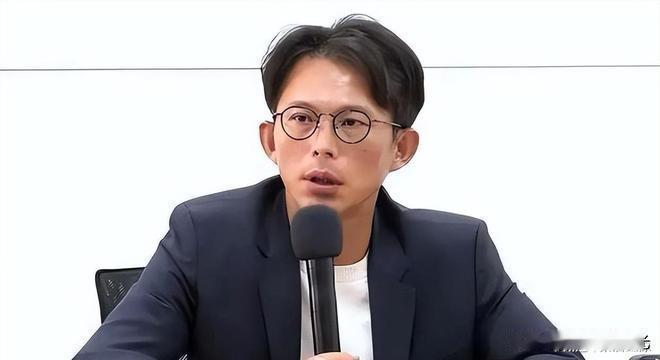 黄国昌对军演表态：双面投机，算盘打得太精！
 
“正义使命-2025”环台演习开