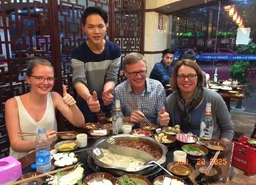 外国人真的喜欢吃中餐吗？真话可能不好听，但现状就是如此！先不说外国人了，你让一个