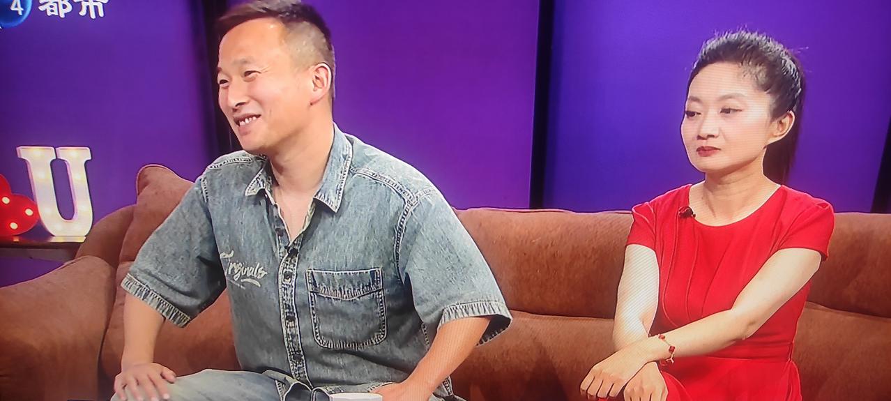 北京电视台《选择》继续这期节目，一号男嘉宾孟未婚登场、开公交车的，与女嘉宾沟通顺