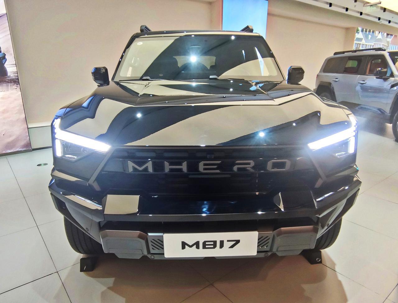 豪华硬派越野SUV《猛士M817》
  猛士M817是东风猛士与华为联合打造的，