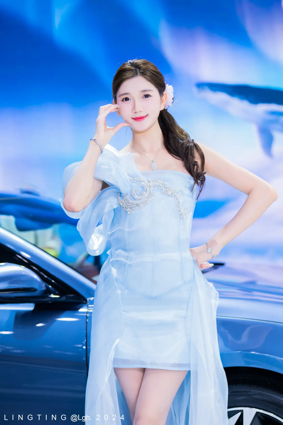 2024五一东莞车展模特：紫薇。