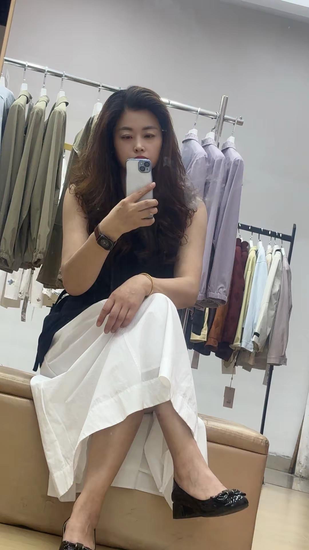 以前总以为来日方长，后来才懂得，世事无常！错过了，便是一生一世……伤感歌曲 我自