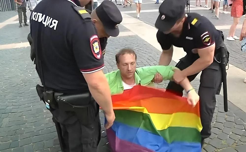 普京指示卫生部建立一个精神病研究所，专门研究LGBT人群 俄罗斯联邦卫生部长米哈