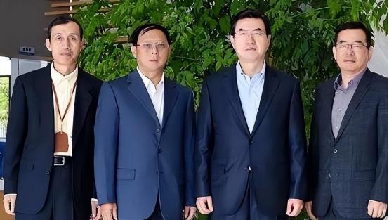监管到底在哪里？一家6口人里，5个是美国国籍，另1个持有美国绿卡，长期定居波士顿