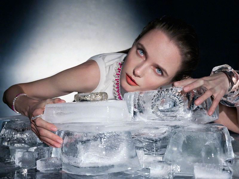 Author Magazine February 2026  Vlada Ros