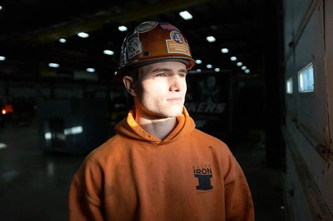 据一项为期九个月、覆盖21个州的民主党内部研究显示，工人阶级选民认为民主党“觉醒