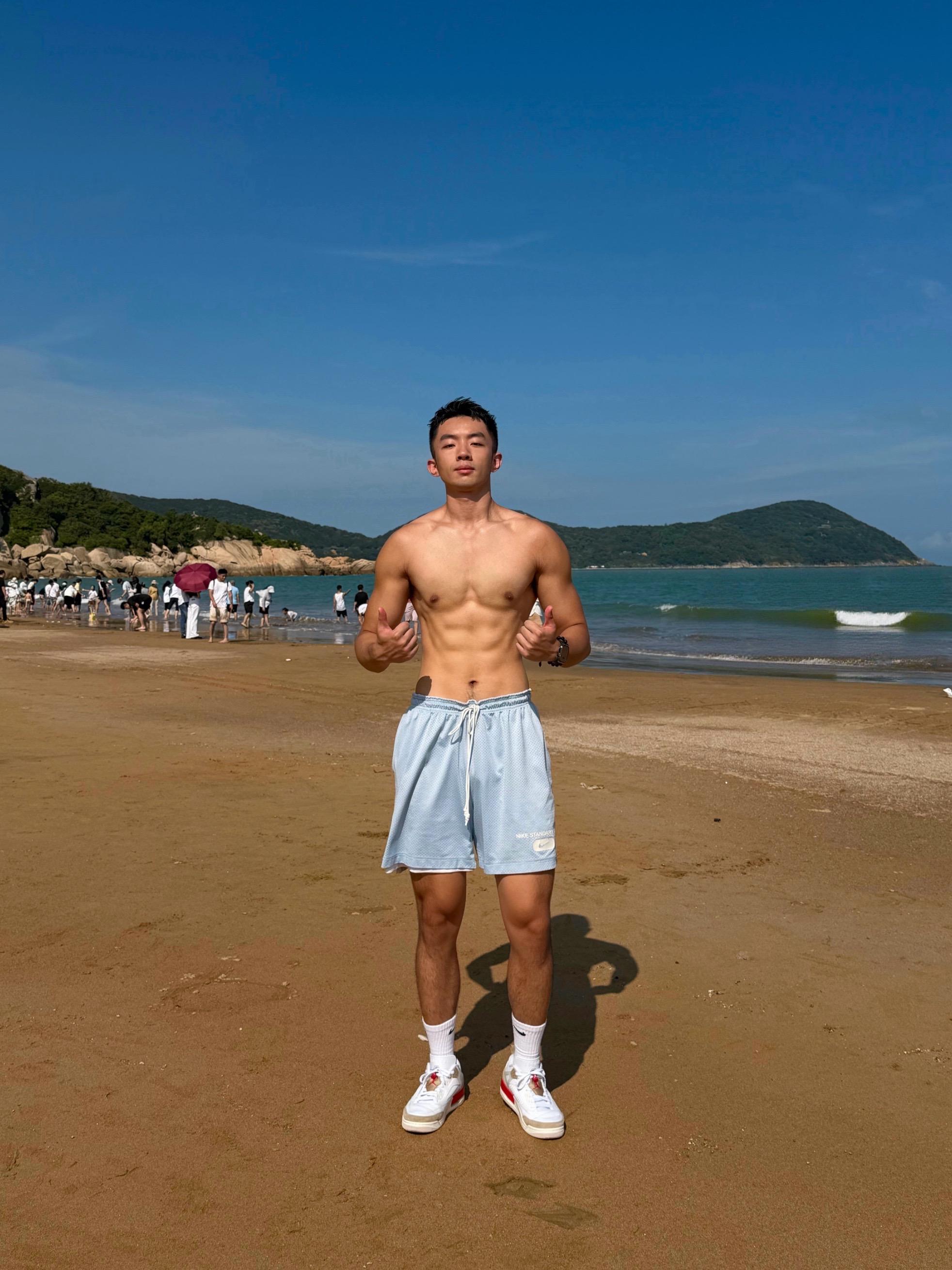 普陀Plog｜今天可以拥抱整片海🏖️ 没想到普陀山也有这么好看的沙滩...