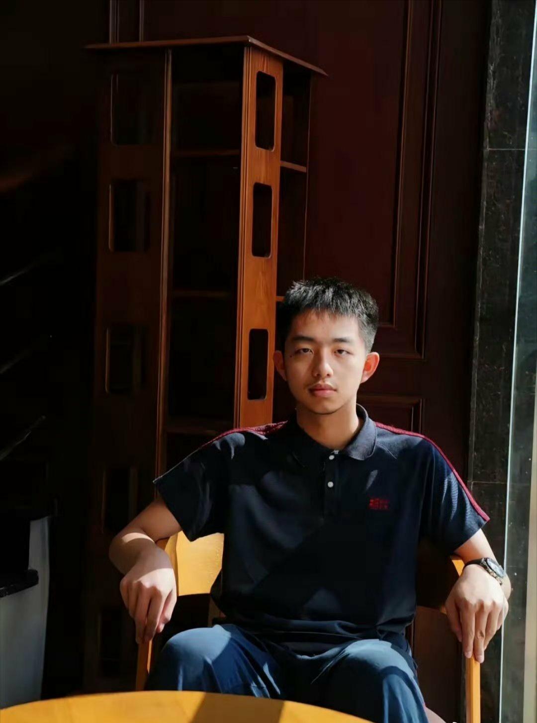 温州少年徐可，早就被清华大学提前录取，但是他还是坚持参加了2026年高考，并取得