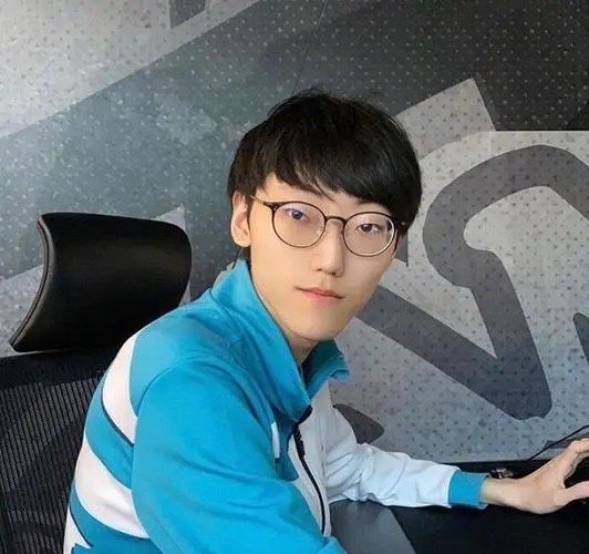 理性讨论：为什么Nuguri是除开Theshy外职业上单吹得最多的选手？[思考]