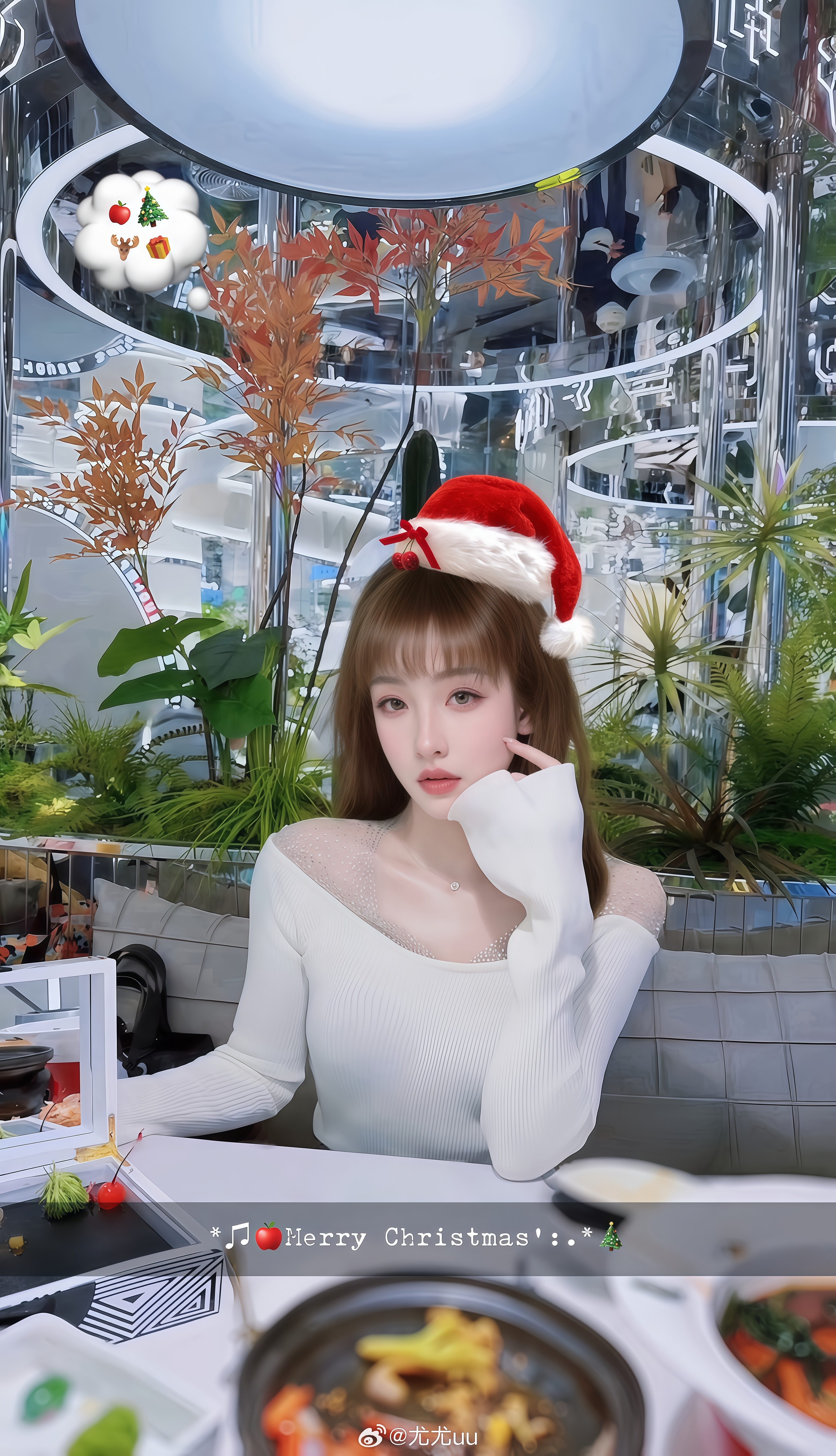 圣诞可以再浪漫一些吗？飘雪、热咖啡、礼物，还有见面 