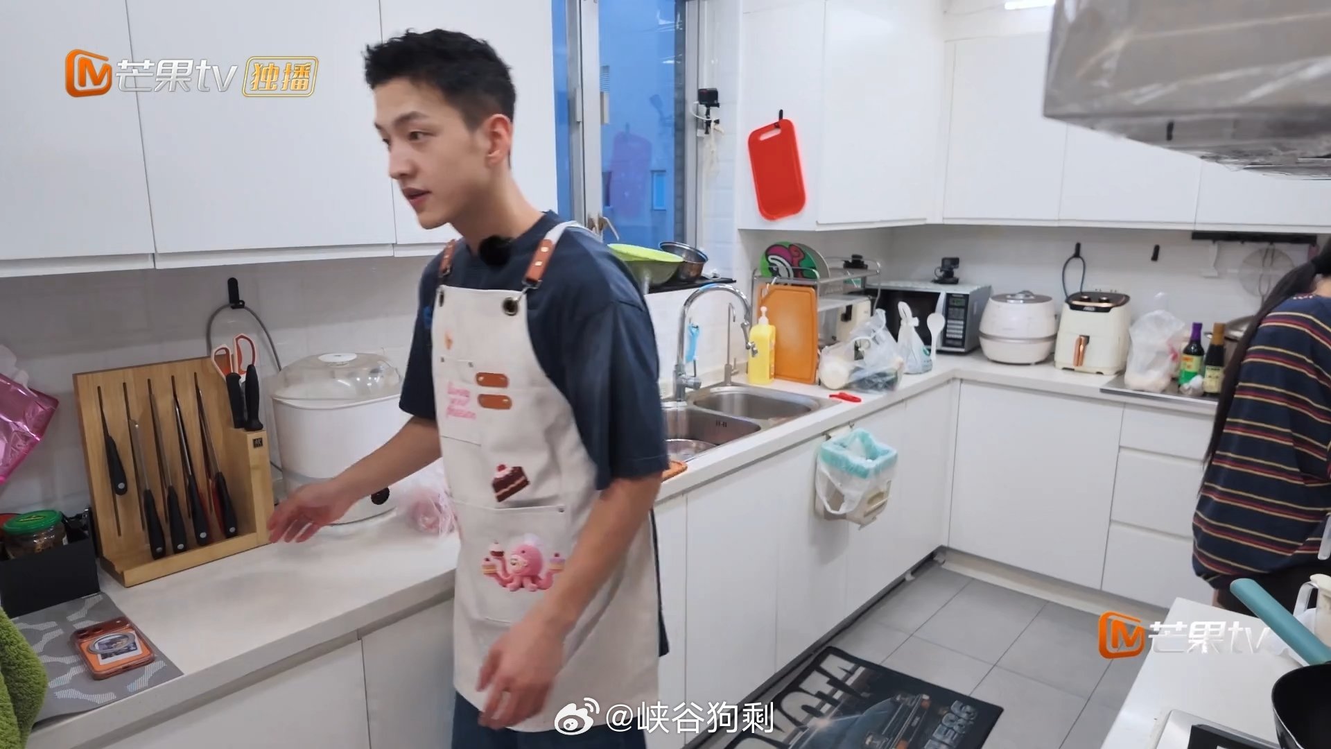 李嘉格说董义枫是母系男友爱的修学旅行李嘉格直言董义枫是母系男友，这份细致温柔真的