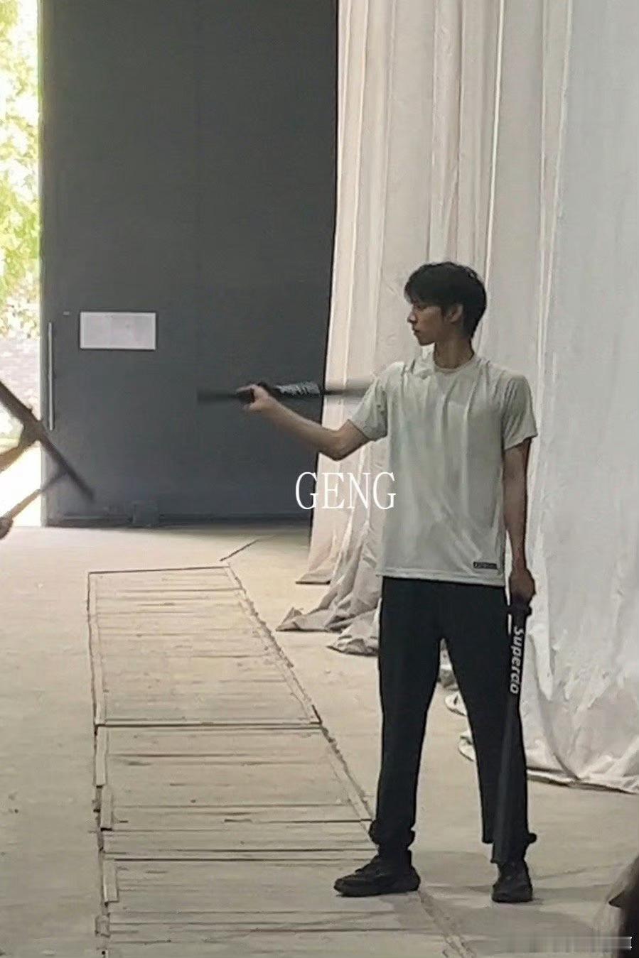 组训时候的刘耀文刘耀文鲜衣怒马少年郎具像化了刘耀文少年将军裴行俨