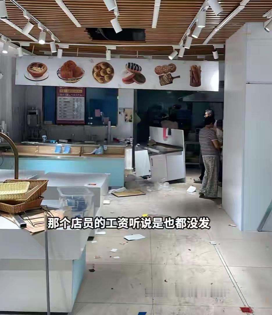 7月23日多位济南消费者及商户反映，济南多家“北炜37°”烘焙门店疑似突然停业，