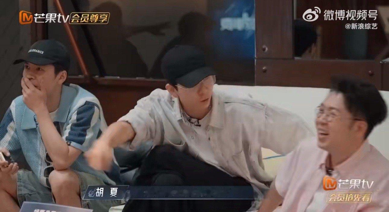 #杜海涛石凯尬舞battle#杜海涛、石凯一言不合就尬舞[哈哈]！#披荆斩棘# 