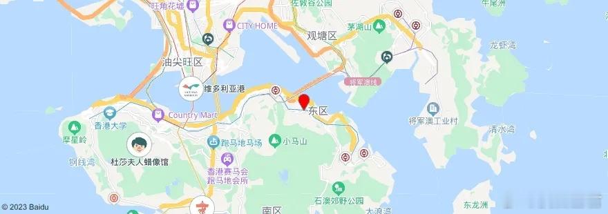 香港人和深圳人相互挤爆……有一位香港大哥在魔都，我们隔一阵子就一起坐着聚聚。某次