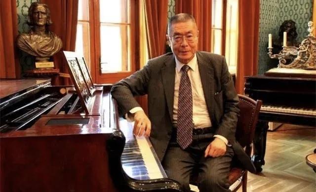 钢琴传奇刘诗昆回忆 二 阴差阳错没去台湾


1947年，父亲生意做得很大，他在