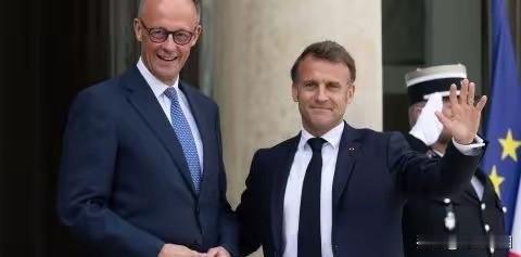 最后一刻背后捅刀，马克龙这次把默茨给“卖”了！欧盟开了16小时马拉松峰会，就因为