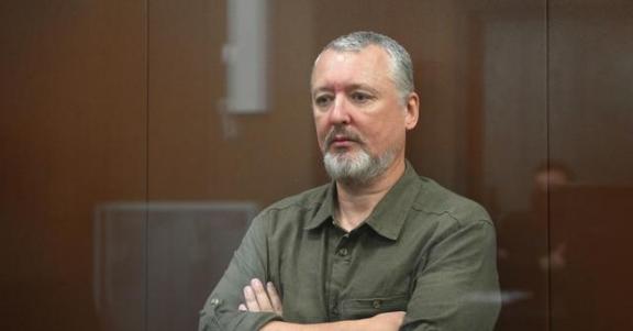 假如普京去世了，战争会不会立即结束？我直说吧，普京要是今天在任上去世了，你最好祈