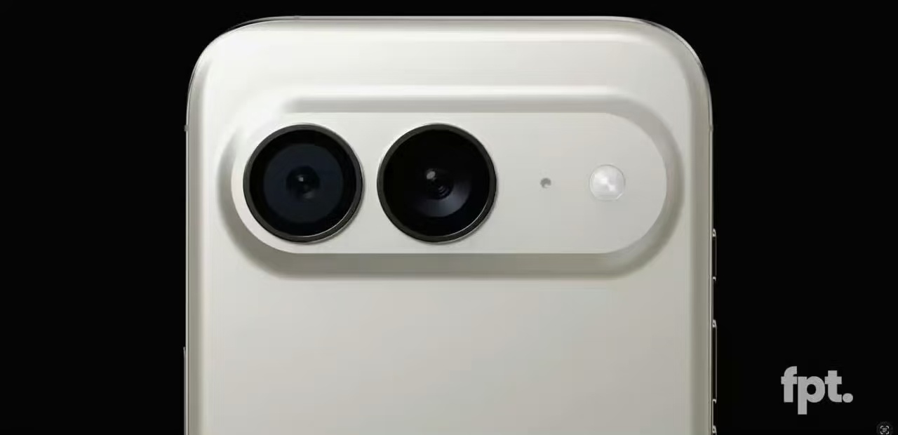 iPhone20原型机偷跑真偷跑还是假偷跑都不一定呢，只是渲染图，不确定是不是双