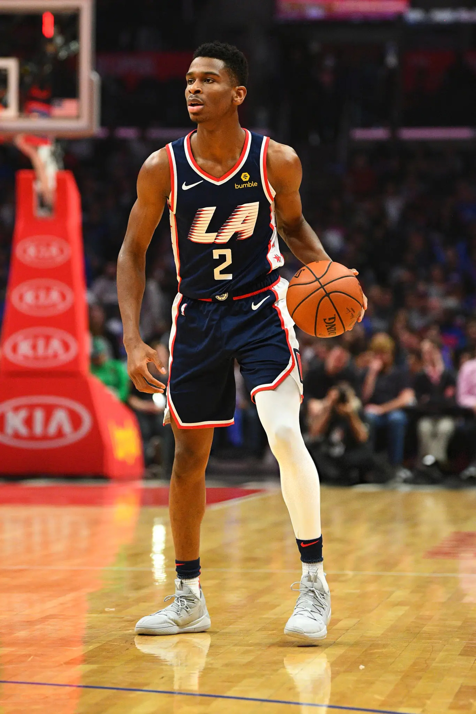 SGA菜鸟赛季，图3还有独行侠时期的大头