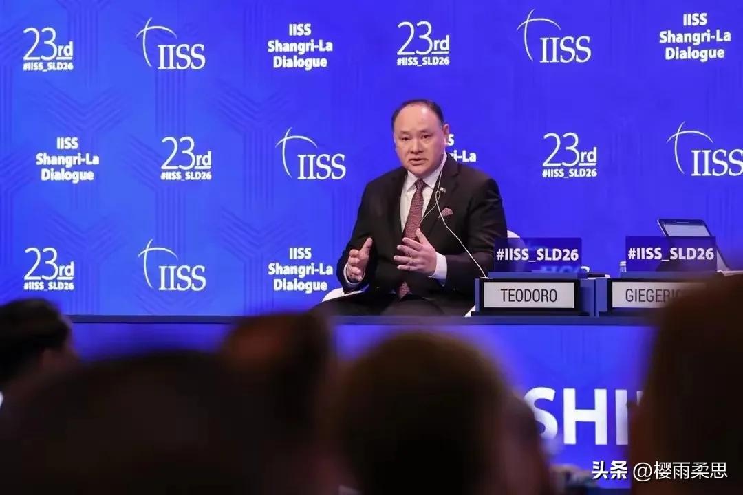 中国这次给不给菲律宾icon送救援物资？据外媒报道，菲律宾棉兰老岛icon附近6