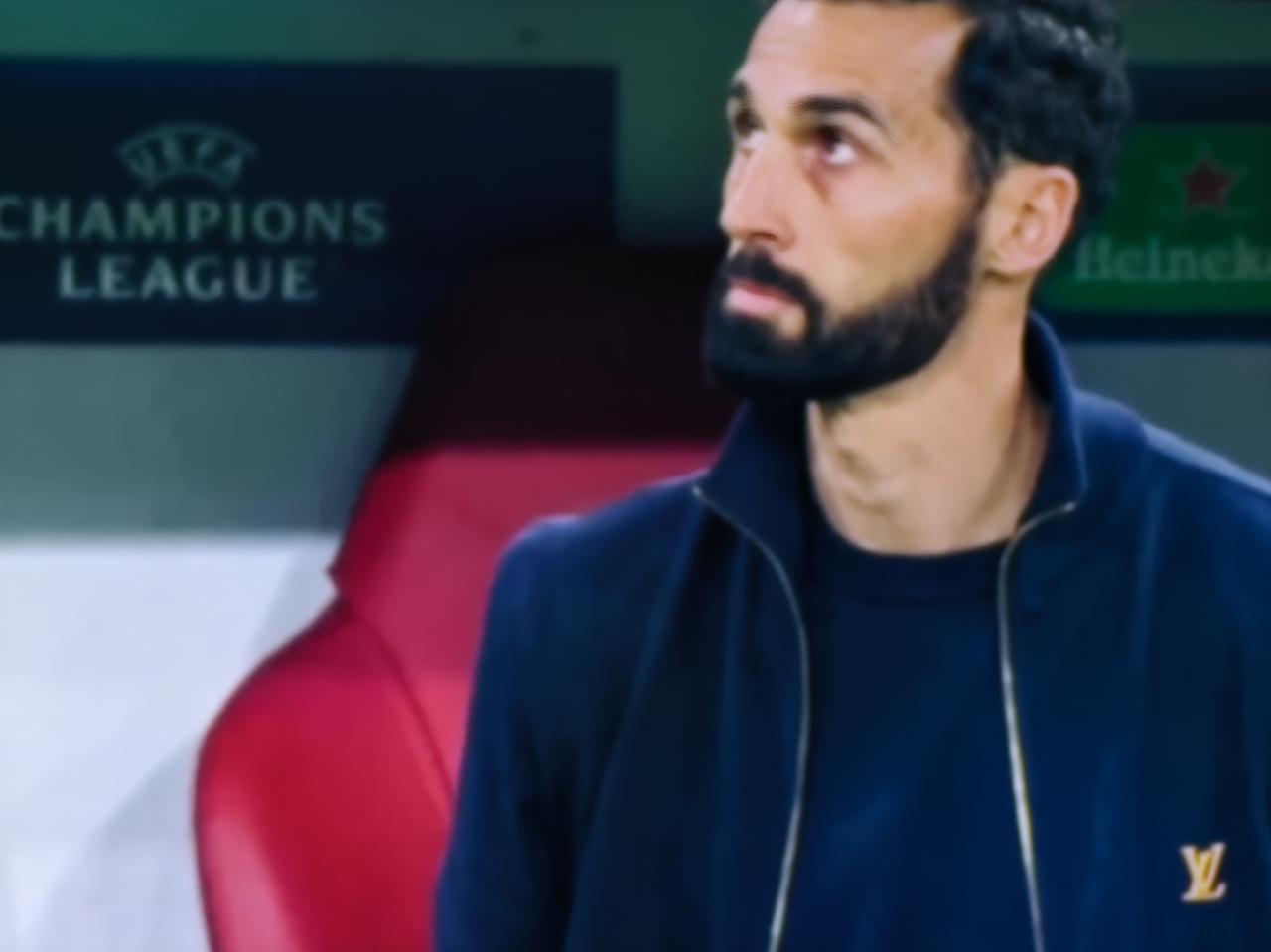 随着欧冠1/4决赛被拜仁淘汰，本赛季皇马很大可能会再次“颗粒无收”，如此豪华的阵