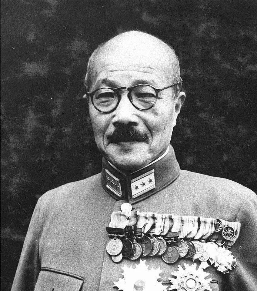 就在刚刚
 
据多家媒体报道，日本方面突然公布了新一轮在西南海域的演训安排。
 