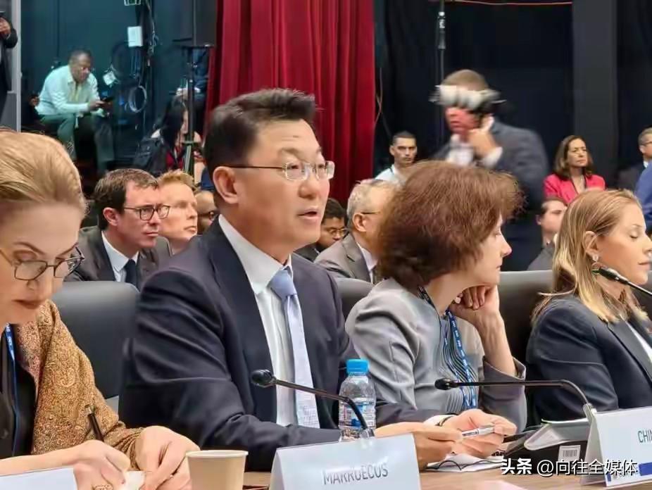 33艘货轮照常通行！巴拿马当众倒打一耙，我大使当场硬刚：契约不容随意撕毁
 
2