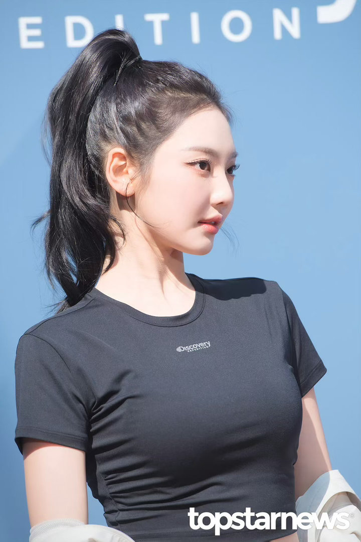 宁艺卓我想象中扎高马尾的样子宁艺卓高马尾look Soooooo perfect