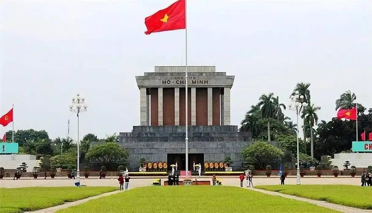越南不恨美国 ，不恨日本 ，就连被殖民几十年的 法国 也不恨，唯独就是恨中国！其