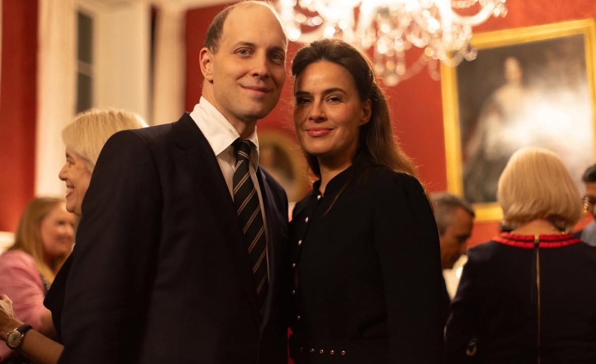 新照：上周弗雷德里克勋爵（肯特迈克尔王子儿子）夫妇出席了由慈善机构FutureT