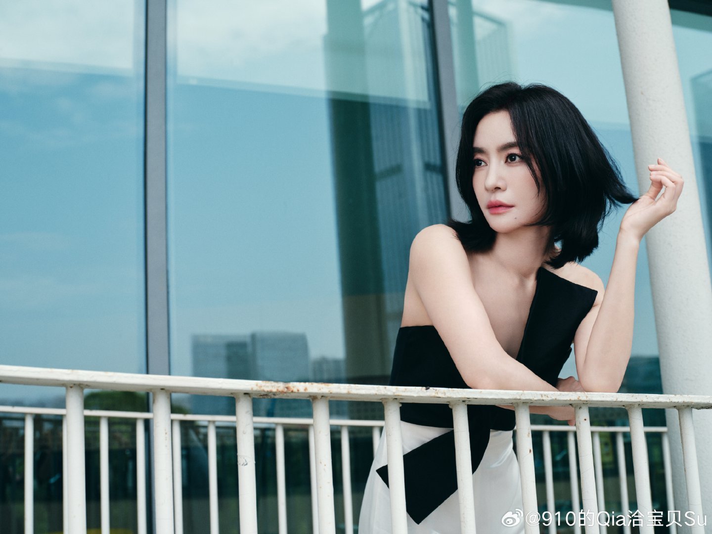 李晟高音太顶了 看完李晟在乘风的舞台，彻底被她的高音征服了。真假音转换流畅自然，