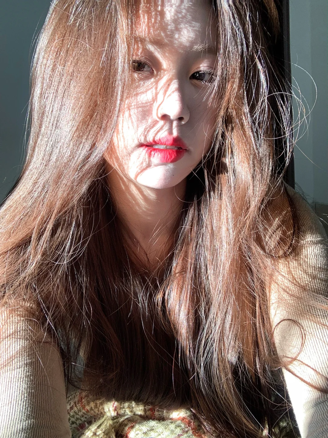 饱满平整的脸蛋才是明媚氛围感的灵魂～