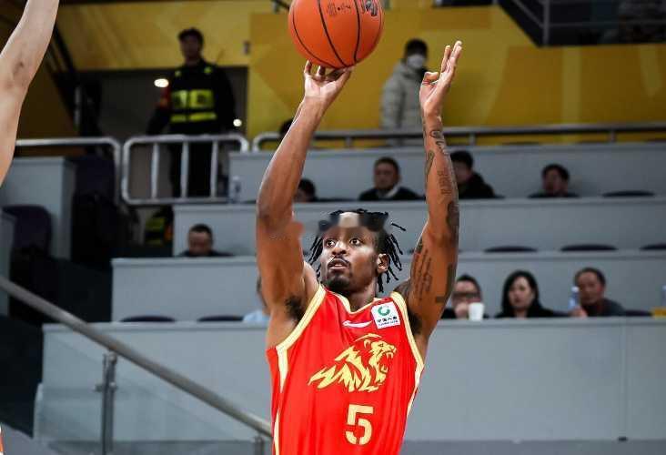 重磅！北京男篮交易获FMVP布朗优先续约权 将签约时隔5年回归北京男篮 北京时间