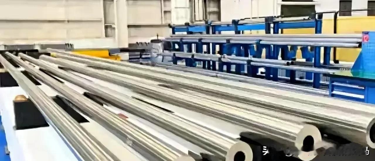 这一回，中国制造真是狠狠出了一口恶气！
内蒙古传来惊天捷报，北重集团耗时13年，