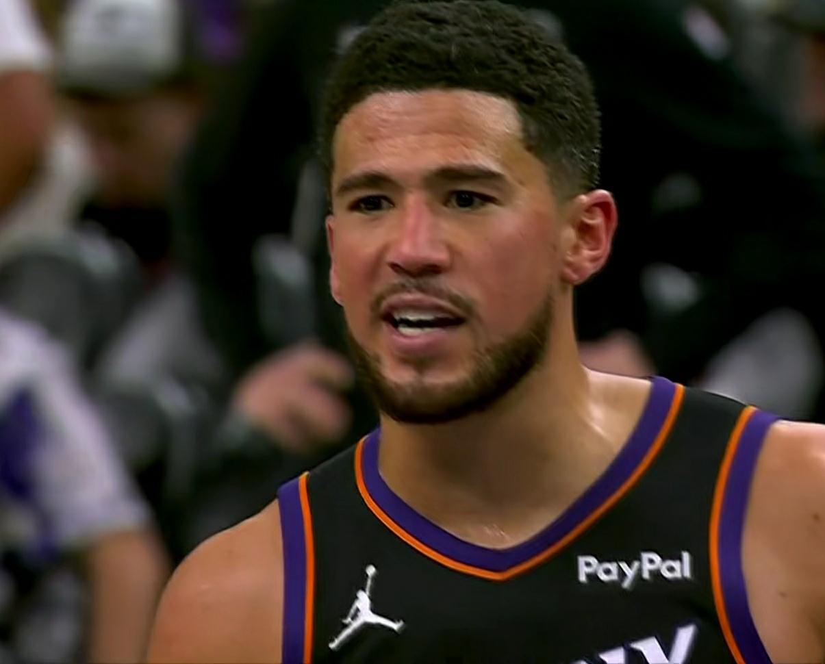 太阳三剑客：斩杀卫冕冠军雷霆！

第一剑客就是布克：24分6篮板9助攻，关键时刻