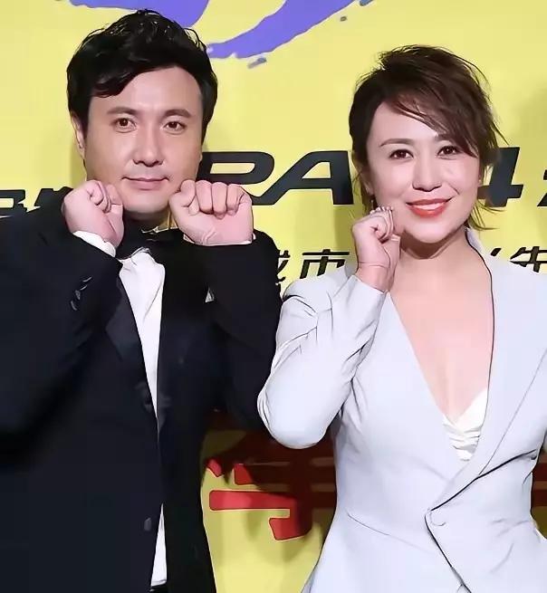 今年春晚沈腾又上演经典嘴瓢名场面，逗得全场观众哈哈大笑，撒贝宁的神补刀更是让现场