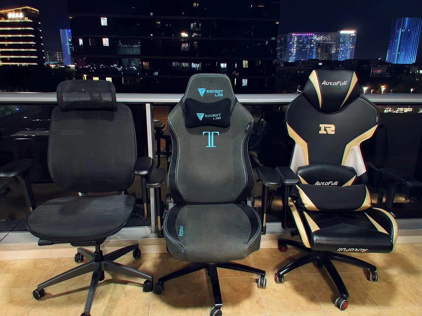 三代电竞椅同框，见证了中国半部电竞史！