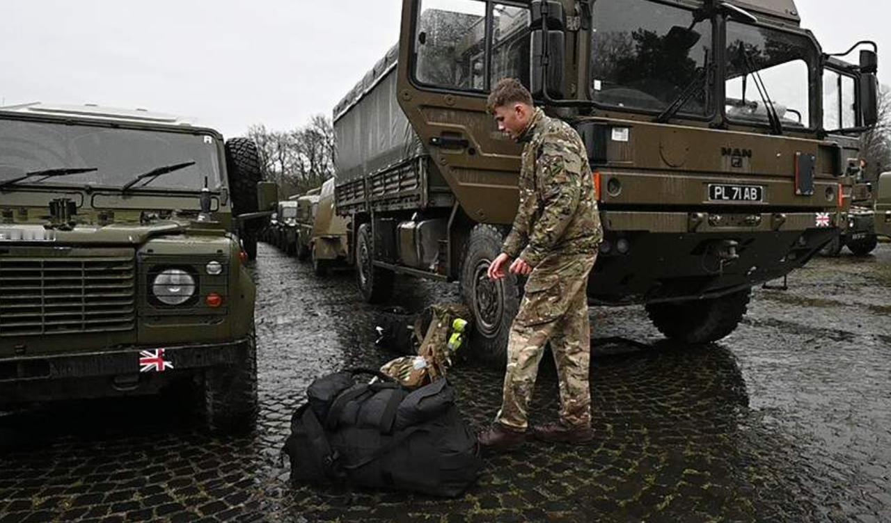 斯塔默宣布计划为乌军建设军事基地
 
 
英国首相基尔·斯塔默1月6日在“意愿者