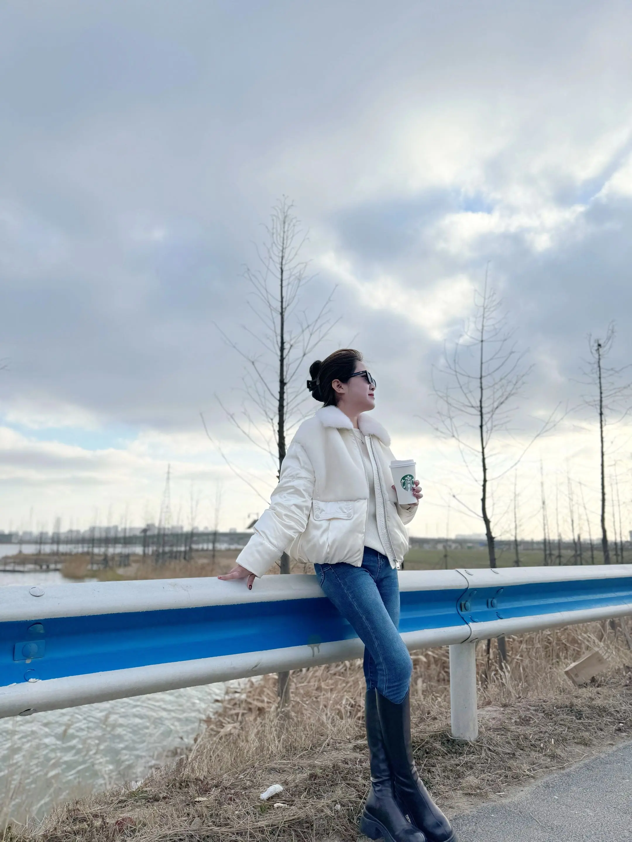 今年好好干，争取买件碎花裙，也感受一下polo衫的深情🤣🤣🤣