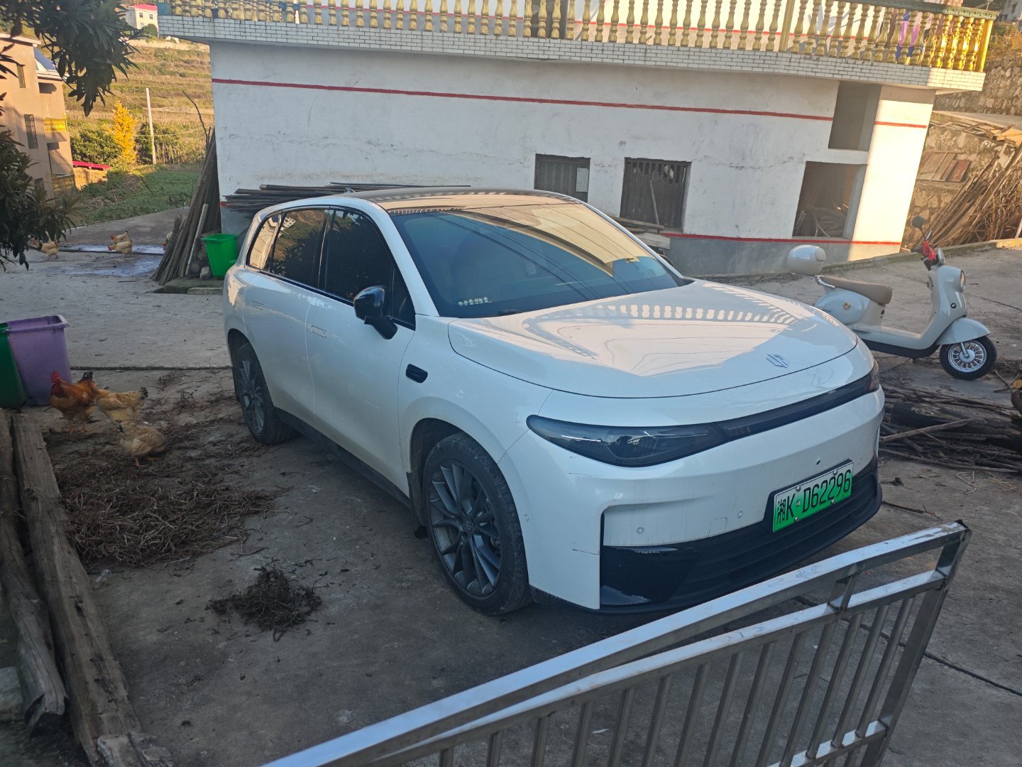 新势力销冠！零跑Q3财报+车主实测零跑Q3财报杀疯了！C10车主实名安利作为24