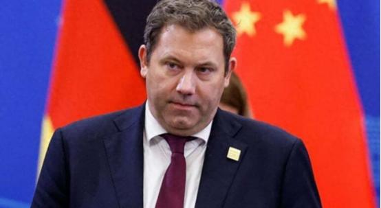 日本话音刚落，又一国介入台海，专机已经离华，要逼中国做3件事
 
麻烦看官老爷们