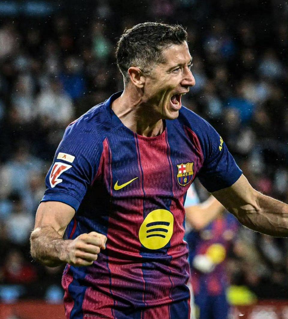 新消息：如果莱万多夫斯基无法留在巴塞罗那且未收到"有吸引力的报价"，退役将成为他