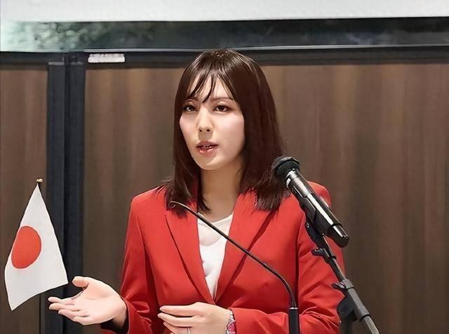 日本女作家桥本琴绘声称：就算中国向日本投下核弹，哪怕造成数百万人死亡，剩下的日本