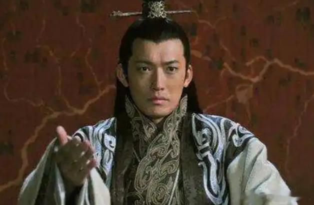 三国 追随刘备 8 年郁郁不得志，被孙权 “捡漏” 重用：真正的贵人，愿意为你蹲