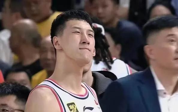 张镇麟退出中国男篮集训队，这六个人最有希望接替他入选！

第一位杜润旺不稳定的高