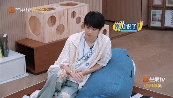 狗咬狗需要打狂犬疫苗吗 综艺节目里的这个疑问，其实藏着很多人对动物防疫的盲区。专