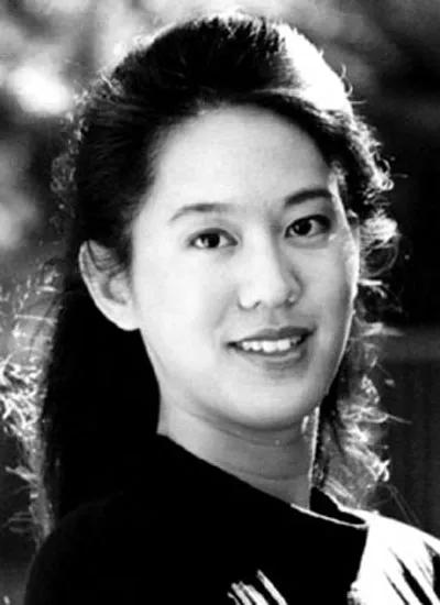 张纯如先生千古！历史铭记南京大屠杀！感谢您的付出！[蜡烛][蜡烛][蜡烛][蜡烛