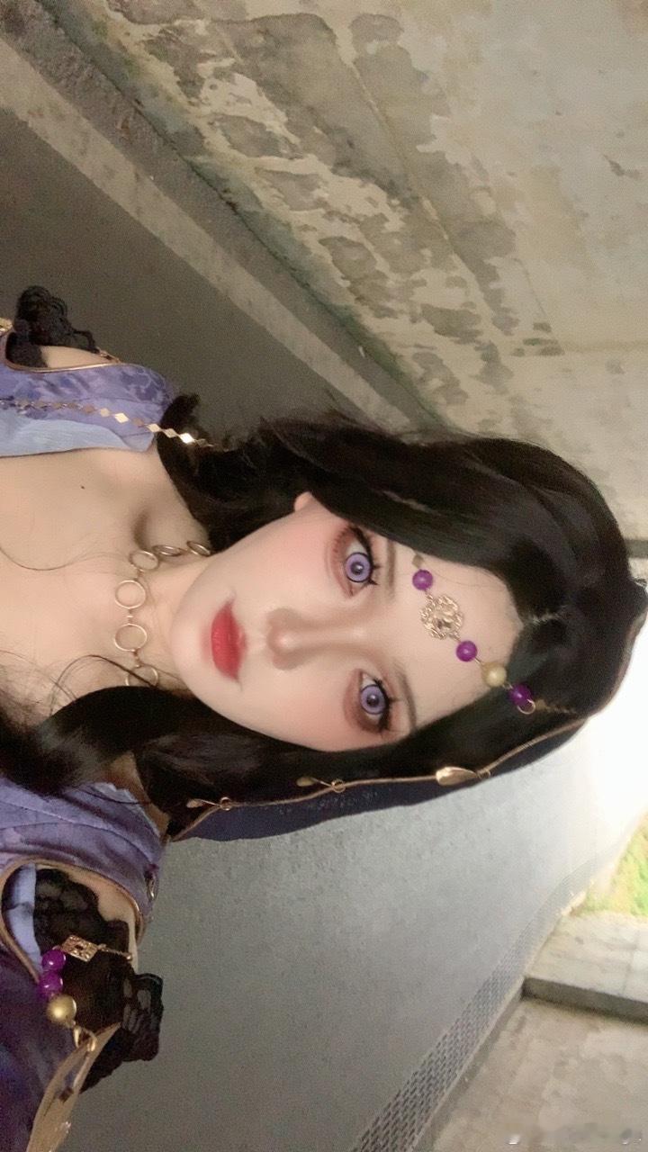 沉迷游戏  突然出现#逆水寒##cos##九灵# ​​​