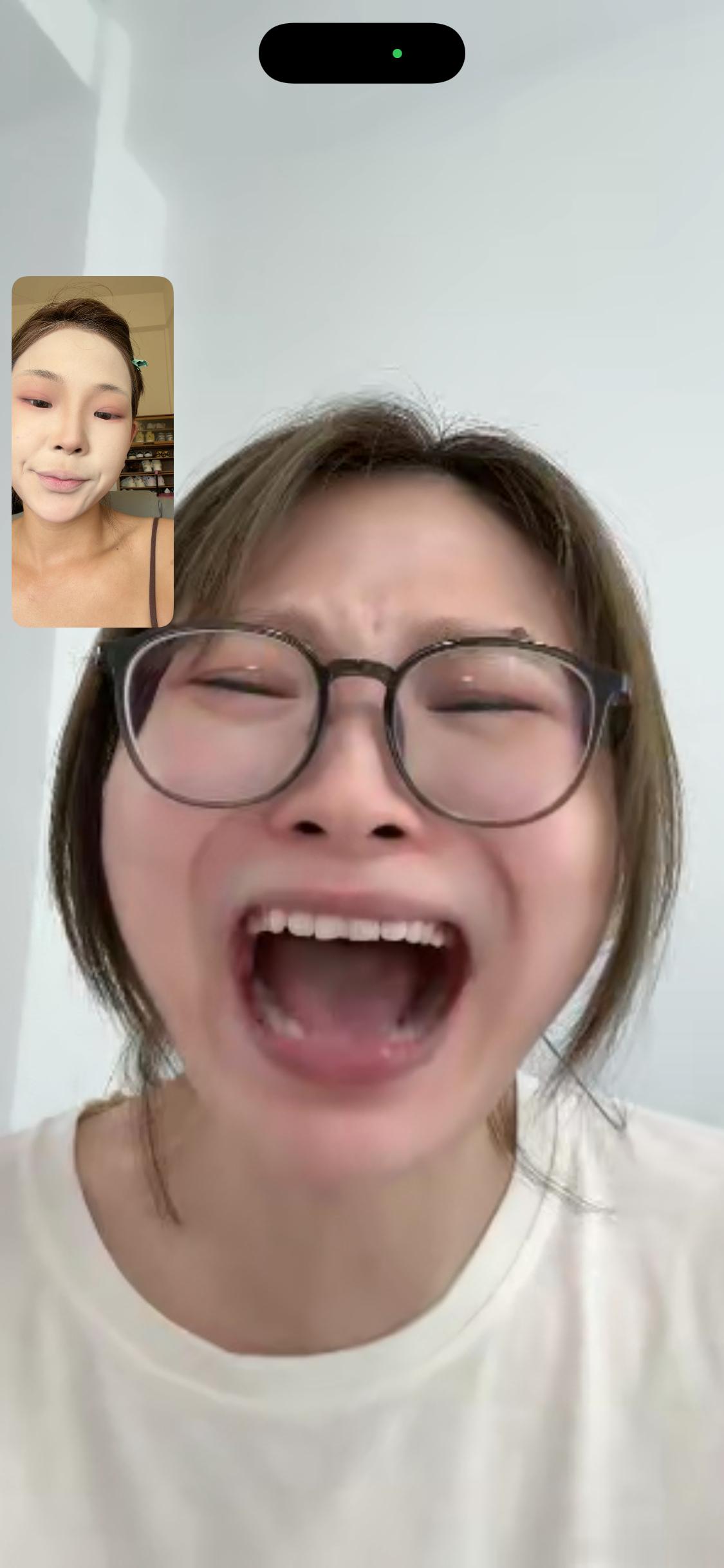 这个噜噜猪… 上一秒 还穷没钱去看网球下一秒 我要去吃江西黑珍珠 